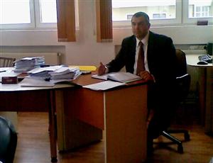 Falşi inspectori de la Protecţia Consumatorului cer şpagă ca să nu aplice amenzi