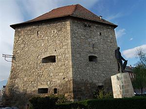 Expoziţie de teatru de păpuşi la Bastionul Croitorilor