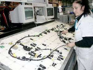 630 de angajaţi noi la fabrica Fujikura din Cluj