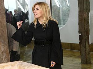 Udrea: Românii decontează azi factura greşelilor fostelor guvernări