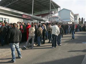 Peste 10.000 de bilete vândute la CFR – Bayern