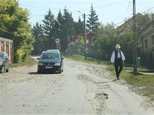 Reabilitarea drumurilor judeţene, 250.000 euro/km   