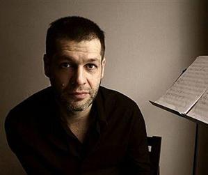Clujeanul Lucian Ban reorchestrează în registru jazz piesele lui Enescu VIDEO