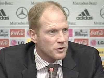 Cel mai bun fotbalist european din 1996, la CFR – Bayern. VIDEO