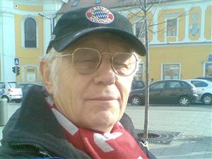 La 64 de ani a parcurs mii de kilometri pentru Bayern