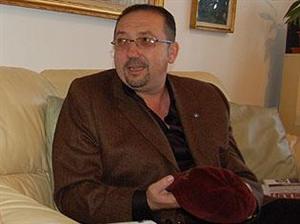 Walter poate sta liniştit: Nu trebuie să plătească datoriile non-profitului UPDATE