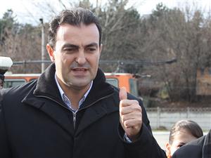 Apostu vrea “câteva mandate” la primărie    