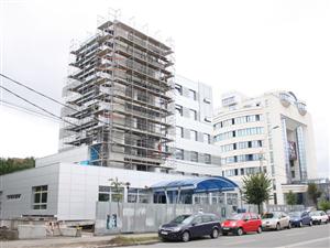 Licitaţie de 340.000 de euro pentru mobilarea şi dotarea noului sediu al CJ