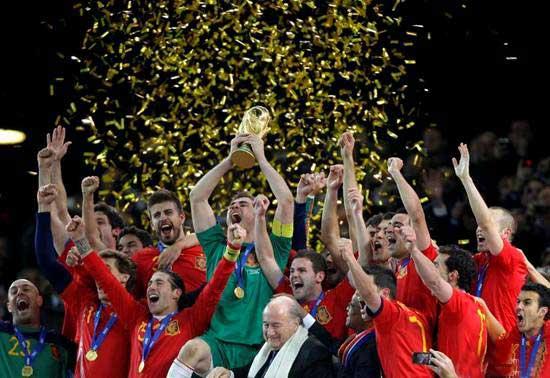 Rusia organizează CM 2018. Mondialele din 2022 se organizează în Orient