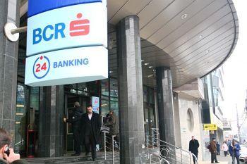 Protecţia Consumatorilor Cluj propune suspendarea creditării la BCR