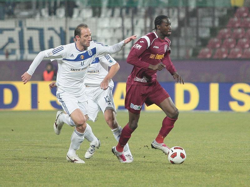 CFR - Craiova, 2-1: oltenii, făcuţi K.O. în trei minute