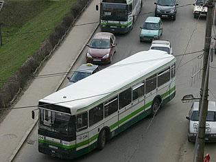 Clujenii din Între Lacuri vor mai multe autobuze pe linia 47