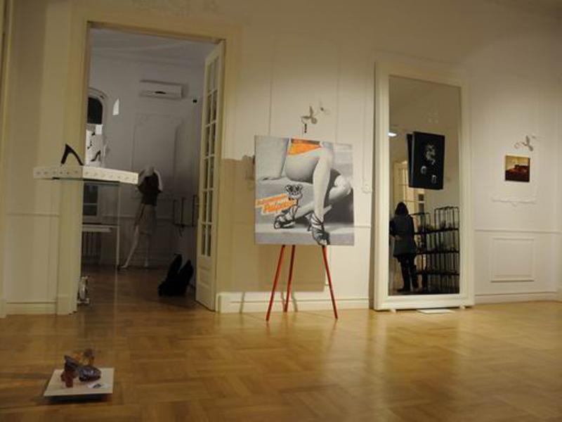 Pantofi din sticlă şi în ramă GALERIE FOTO