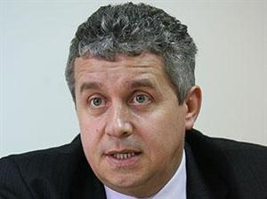 Daniel Buda despre evacuarea pe timp de iarnă a romilor: Este vorba de o mutare în condiţii salubre