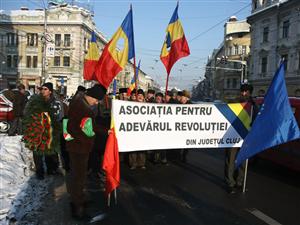 Revoluţionarii nu mai ştiu dacă a meritat   