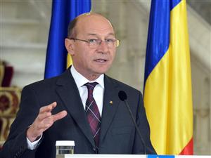 Primăria îl susţine pe Băsescu: licitaţii contestate de “un mecanism ce ţine de corupţie”