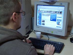 Lista bloggerilor clujeni, afişată în Primăria Cluj. 