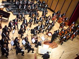 Azi în Cluj: Mărgineanu, teatru şi Brahms
