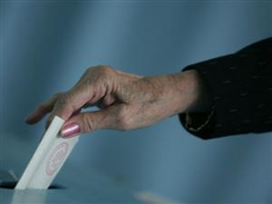 Primar ales într-un singur tur! Coaliţia vrea să modifice legea alegerilor locale