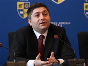 Propunere de asociere pentru turnul de lângă stadion 