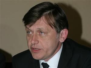 PSD se alege cu premierul, prezidenţiabilul, prin sondaj