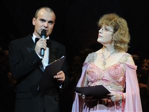 Pregăteşte-te pentru Balul Operei!