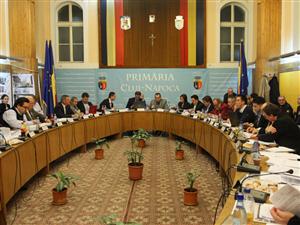 Contractul de creditare cu CEC Bank, pe masa consilierilor