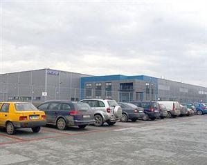 Cota de piaţă a Nokia, ca volum al dispozitivelor mobile vândute, în scădere cu 2% în 2010