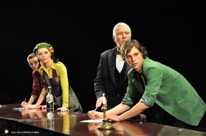 Un spectacol al Naţionalului clujean va fi jucat pe scena Teatrului Maghiar. Vezi de ce