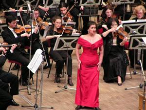 Felicia Filip, pe scenă la Balul Operei        