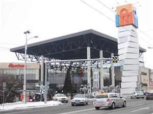 Zece etaje de birouri lângă Iulius Mall