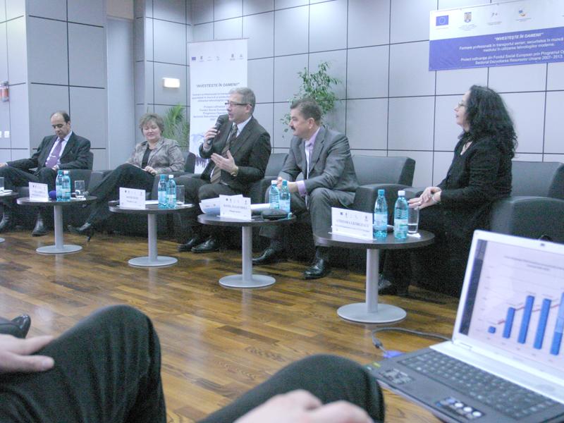 Angajaţii aeroportului, instruiţisă evite dezastrele