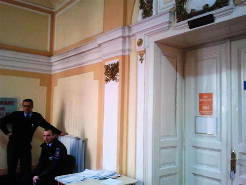 Proiectantul Centrului Cultural Transilvania, stabilit în această noapte, sub pază