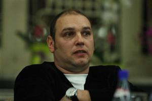 Tiberiu Fărcaş vorbeşte despre reportaje şi anchete jurnalistice la Atelierul de Reportaj