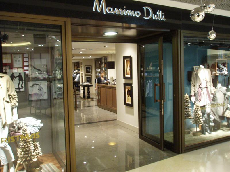 Primăvara la mall, cu Humanic şi Massimo Dutti