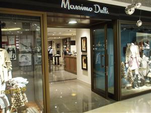 Primăvara la mall, cu Humanic şi Massimo Dutti