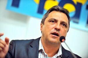 Sindicalistul Marius Petcu, prins luând mită 40.000 de euro