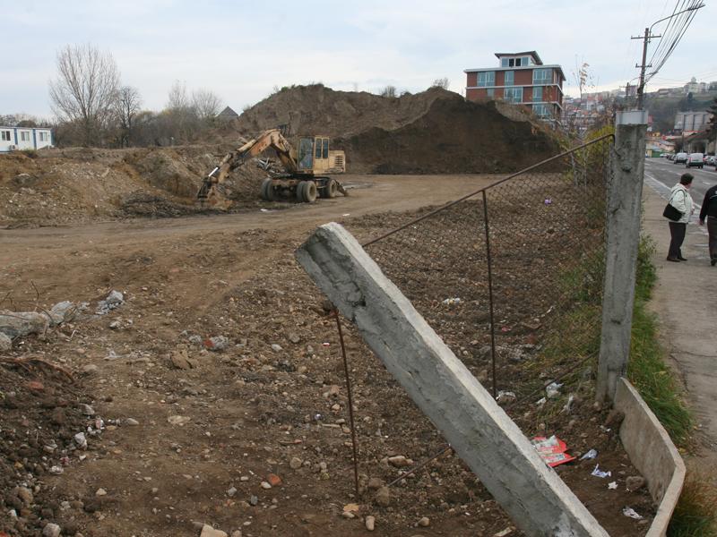 Cererea ACI de anulare a contractului pentru sala polivalentă se judecă în instanţă