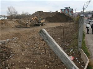 Cererea ACI de anulare a contractului pentru sala polivalentă se judecă în instanţă