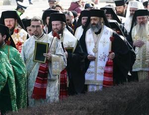 Episcopul Irineu Bistriţeanul, felicitat de patriarhul Daniel, cu ocazia zilei onomastice
