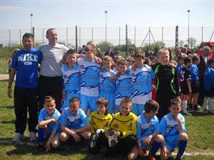 Un fost fotbalist la “U” şi CFR şi-a deschis “fabrică” de talente
