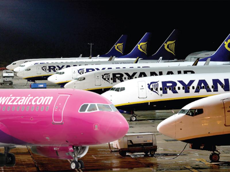 Cine aterizează lângă Wizz Air la Cluj