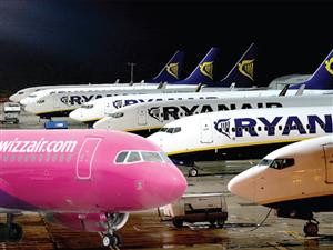 Cine aterizează lângă Wizz Air la Cluj