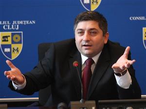 Tişe îi răspunde deputatului Uioreanu: să se facă frizer sau sculer-matriţer!