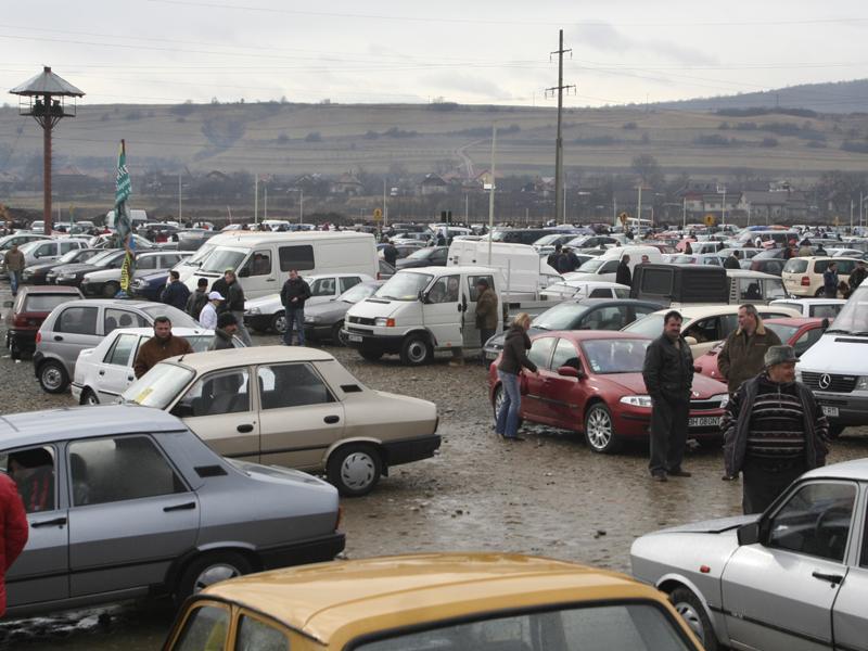 Europa le-a dat cu taxa auto în cap, dar nu se lasă. Află ce soluţii de modificare a taxei au guvernanţii