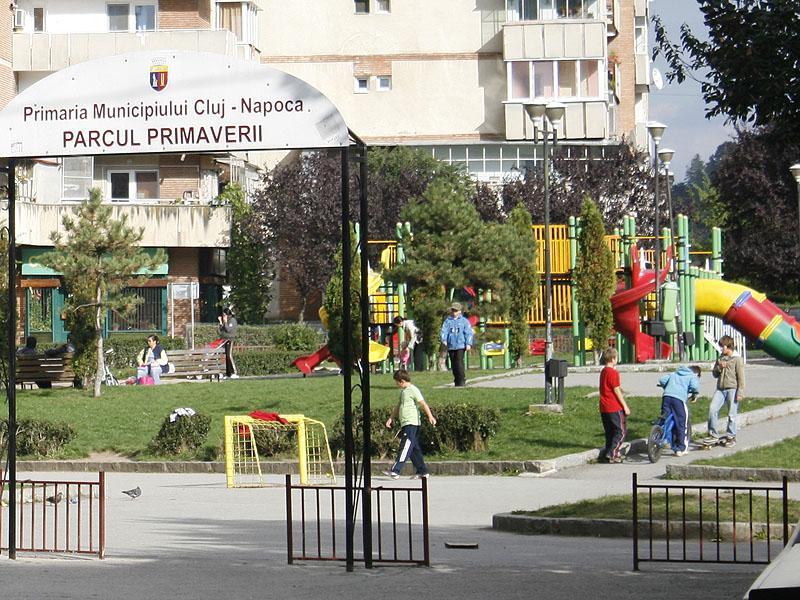 Parc de joacă de un hectar jumătate pe strada Tulcea, din 1 iunie