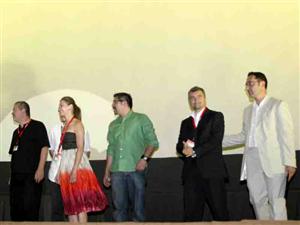 Directorul TIFF şi un premiant al festivalului lucrează la “Superman”