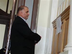 Un fost primar cere 2,7 milioane de euro pentru perioada detenţiei    