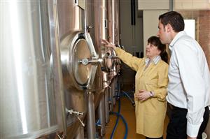 Au început testele pentru berea nefiltrată de la Cluj