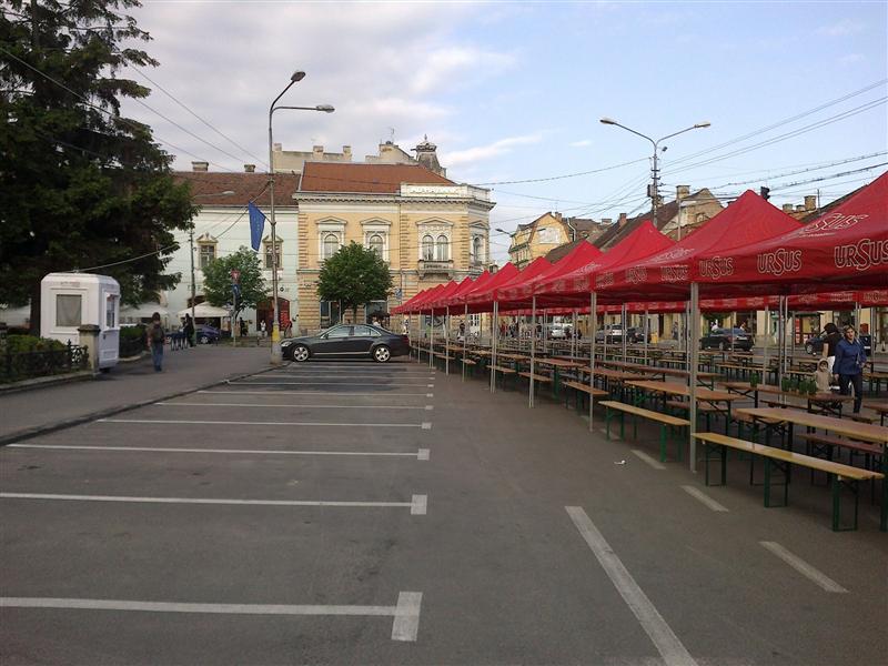 Parcarea din Piaţa Unirii se închide pentru Zilele Clujului